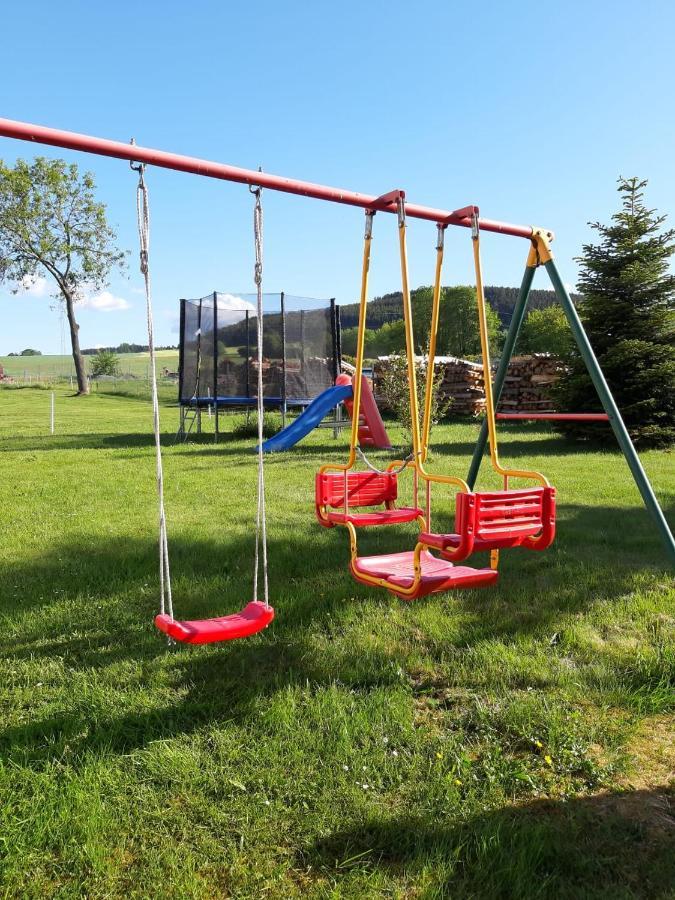 Familienfreundliche Ferienwohnung Zschorlau Экстерьер фото