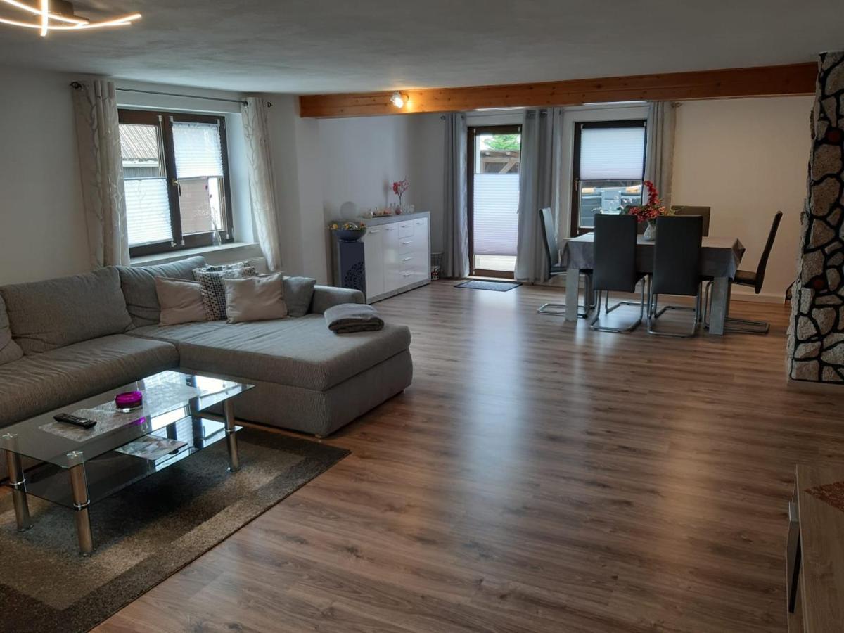 Familienfreundliche Ferienwohnung Zschorlau Экстерьер фото
